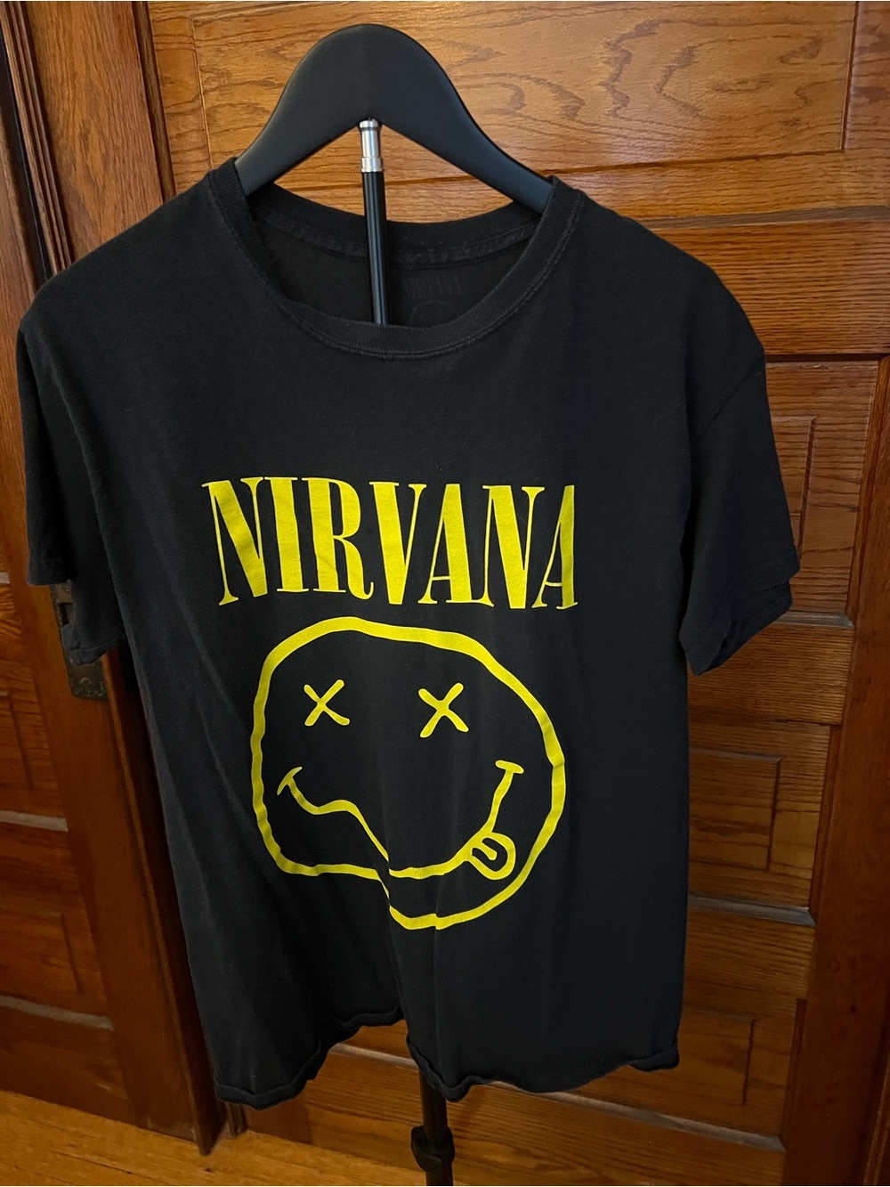 Nirvana Men’s M Black T-Shirt with Yellow Band Logo